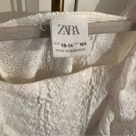 Zara Girls Lace Dress - Picture 3 of 5